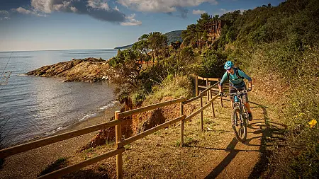 eMTB Beach hopping